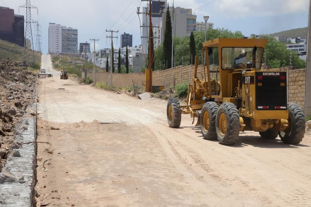 El Programa Vialidades Potosinas Mantiene Obras En Avenidas Principales