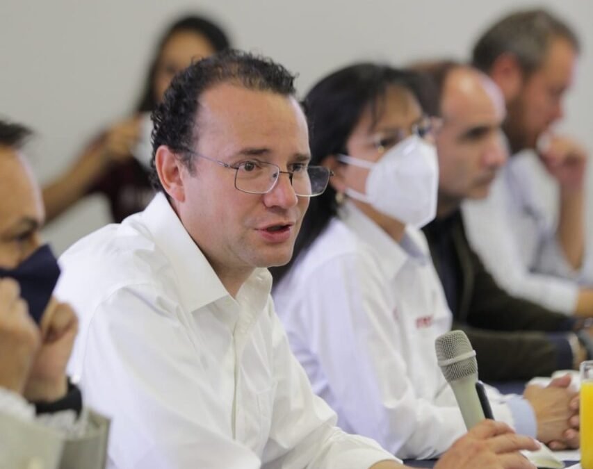 Proyecto de trabajo no político para beneficio de las potosinas y potosinos