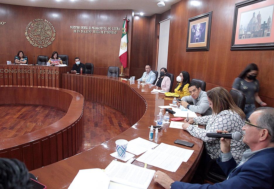 Comisiones Unidas de Justicia y Gobernación votan dictamen sobre terna para elegir a magistrada del TEJA.