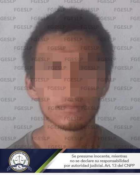 Arrestan a un hombre con droga y un arma blanca