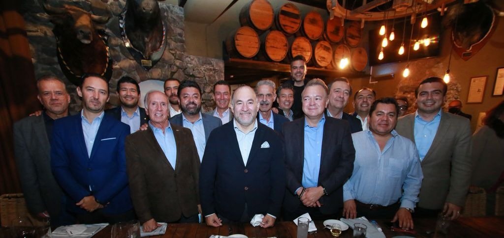 Confianza y reconocimiento del empresariado potosino al Presidente electo, Enrique Galindo Ceballos