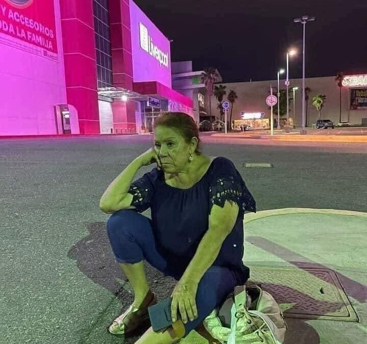 En Hermosillo una señora se vuelve viral al perder el boleto del estacionamiento