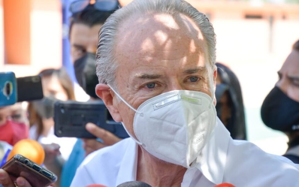 Vacunación se amplía durante el fin de semana en capital de SLP: JM Carreras