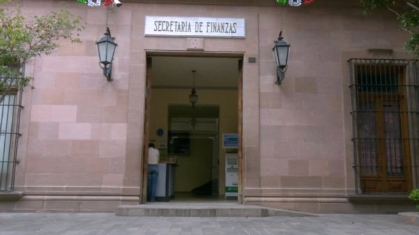 En la administración carrerista se incrementó un 110% la inversión pública