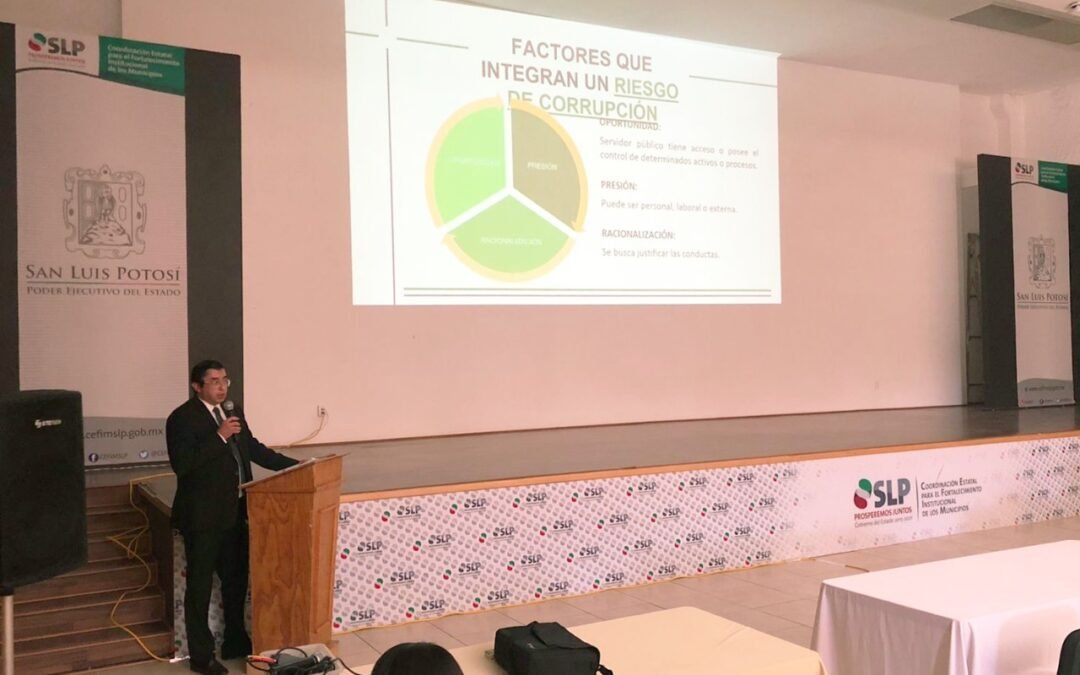 Fiscalía Anticorrupción capacita a autoridades electas de SLP