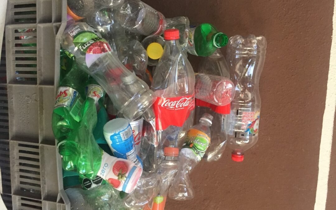 OM impulsa campaña de PET “Ayuda más donando, que tirando”