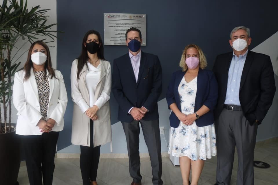 Secretaria del trabajo de Hidalgo visita instalaciones del nuevo centro de conciliación laboral en SLP