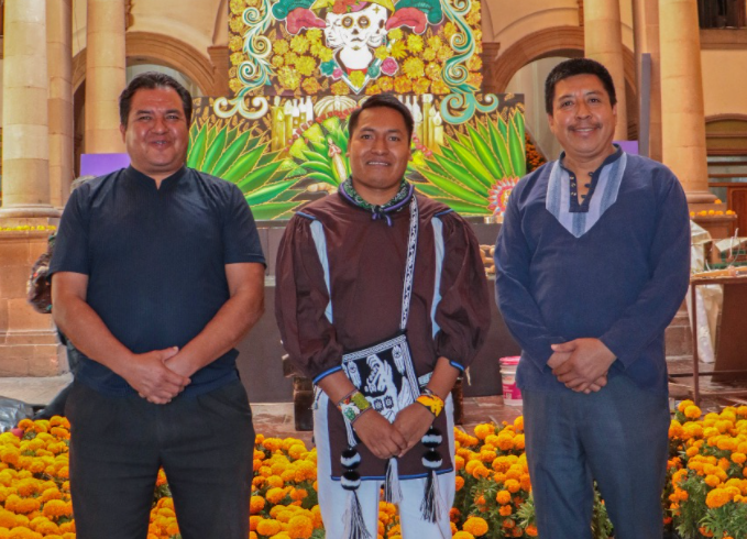 Ceremonia de Día de Muertos con pueblos originarios en Palacio Municipal