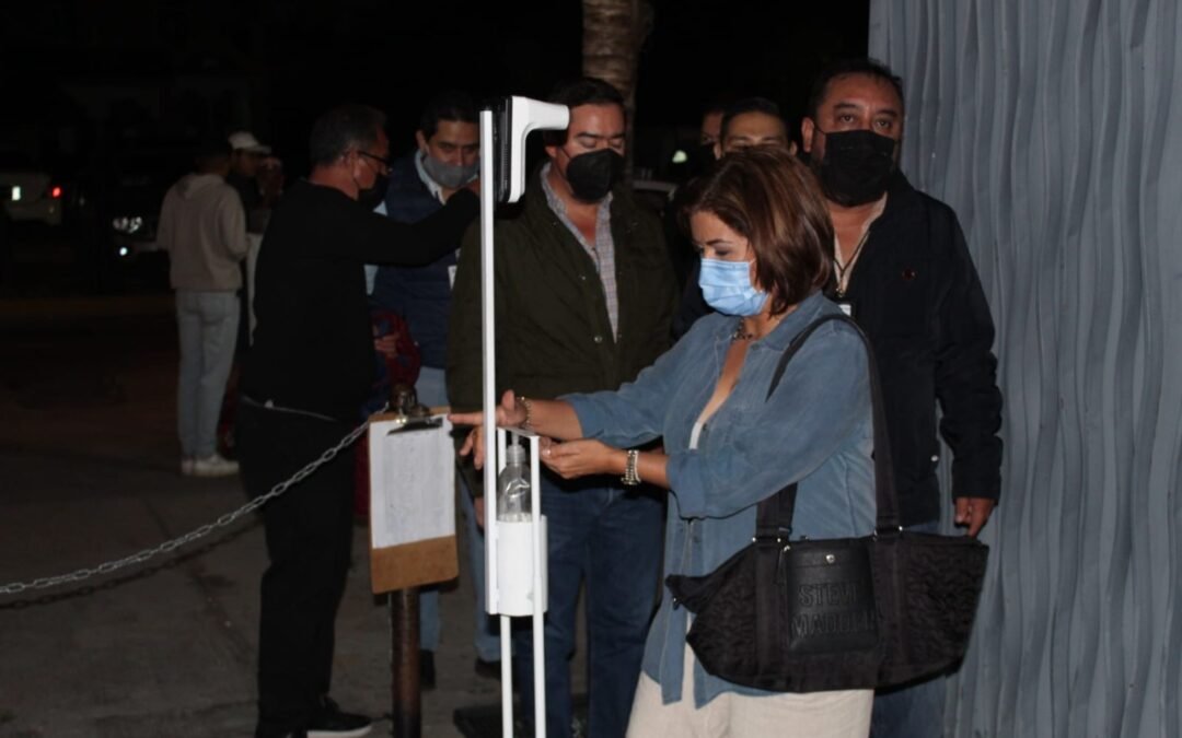 Directora de Comercio encabeza operativo de inspección a centros nocturnos