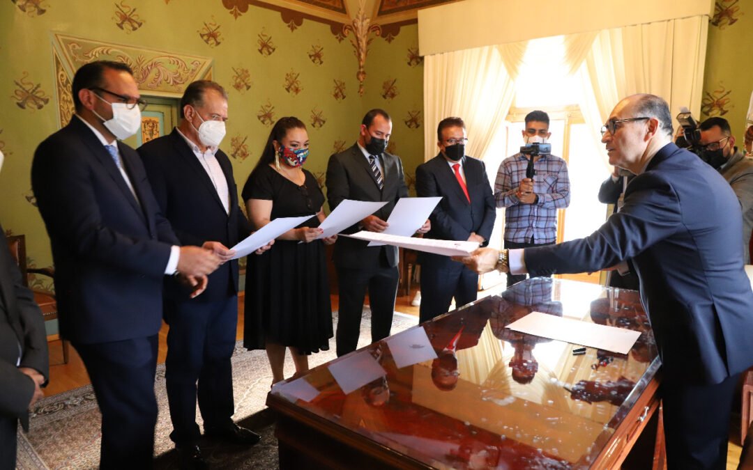 Enrique Galindo tiene la capacidad y los conocimientos para dirigir la ciudad: Horacio Sánchez Unzueta