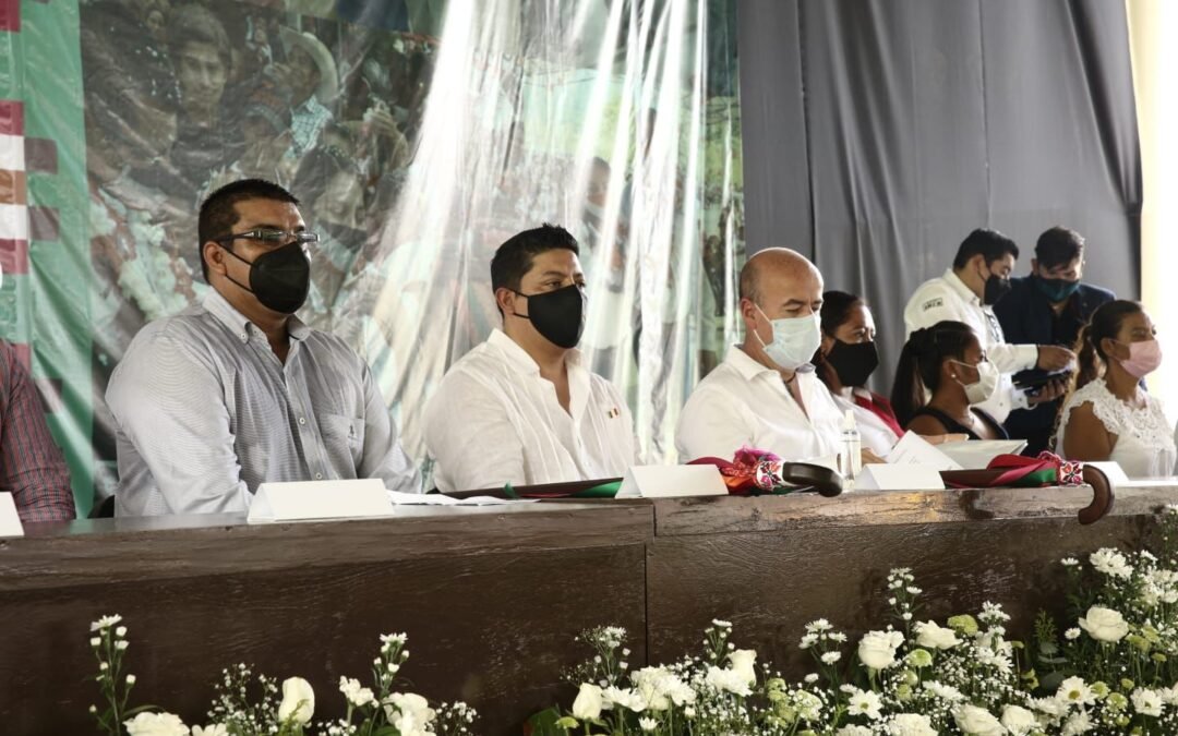 Ricardo Gallardo presidió toma de protesta en Huasteca y Zona Media