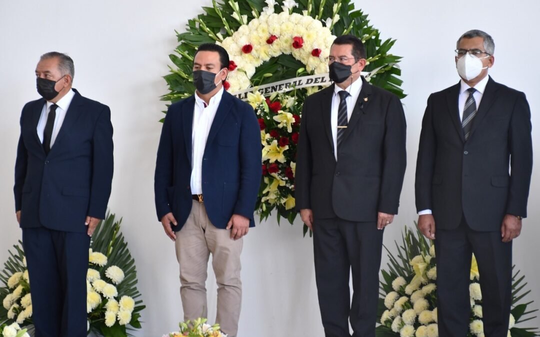 Rinden homenaje póstumo a Policía de Investigación