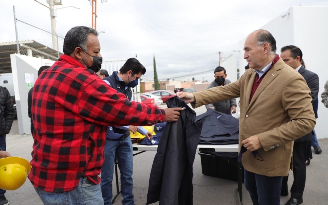 Ciudad más iluminada y reconocimiento laboral, compromisos del alcalde Enrique Galindo