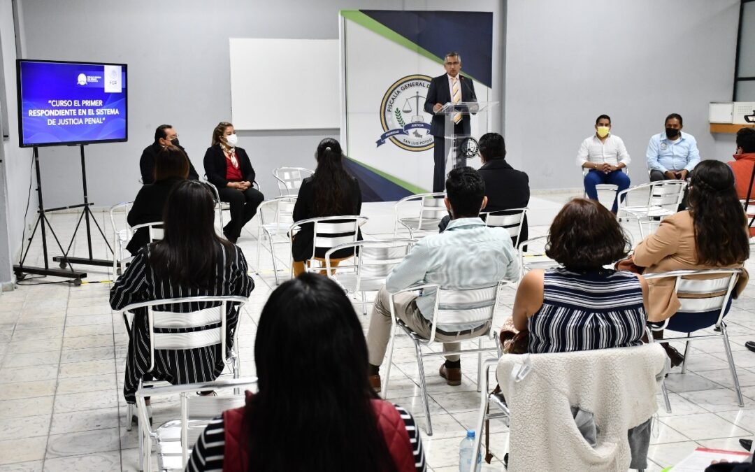 Policías investigadores y ministerios públicos se capacitan en “Primer respondiente”