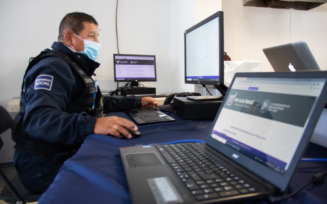 Realiza DGSPM encuesta de estándares y capacitación profesional al personal de la corporación