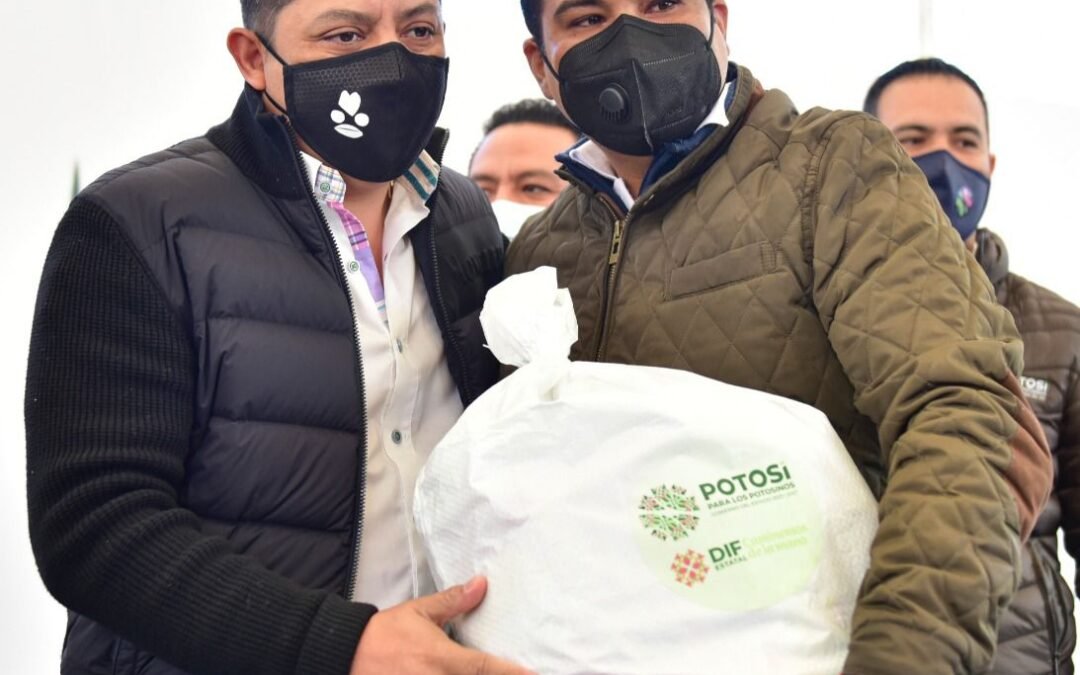 Ricardo Gallardo inicia entrega de comida a potosinos