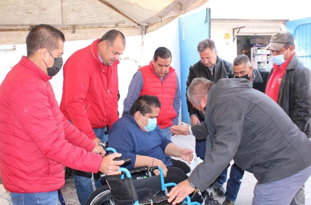 DIF Municipal entregará más sillas de ruedas a personas con discapacidad