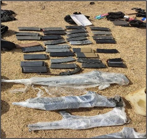 En coordinación Ejército y Guardia Nacional detienen a 23 personas, aseguran armamento y equipo táctico en límites de SLP y Zacatecas