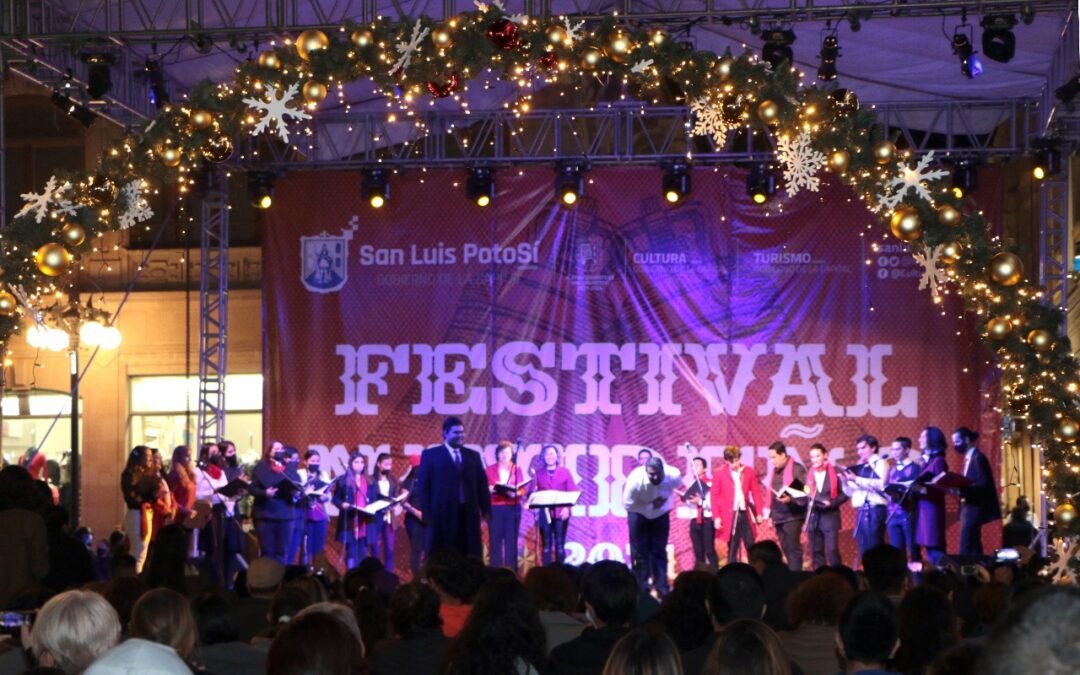Miles de potosinos han asistido a las actividades culturales y artísticas del Festival Navideño