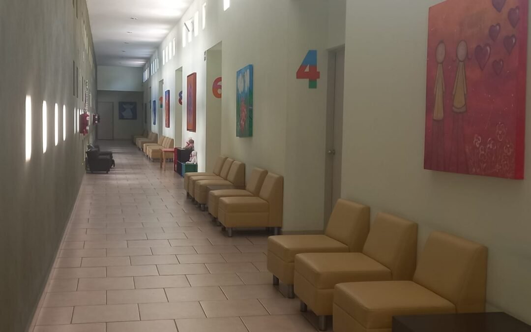 AMANC dio recorrido por sus instalaciones al presidente municipal y la presidenta del DIF