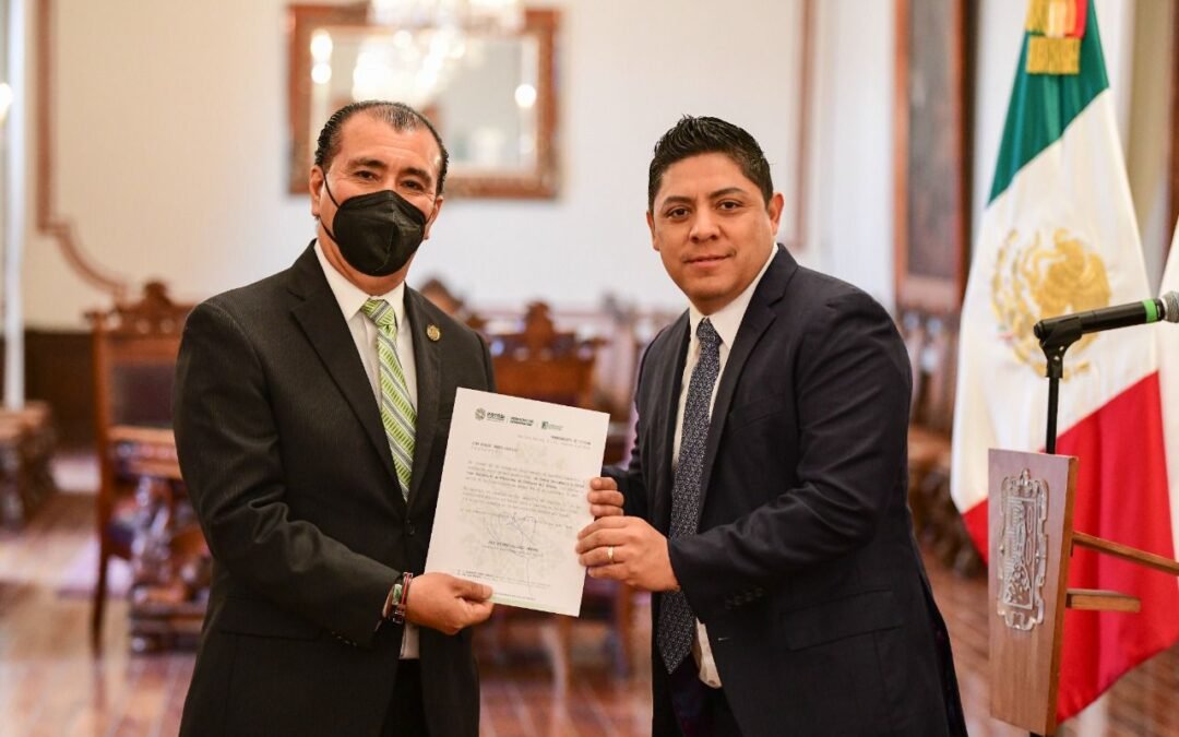 Formaliza gobernador nombramiento de nuevos titulares de SEDECO y SEGE