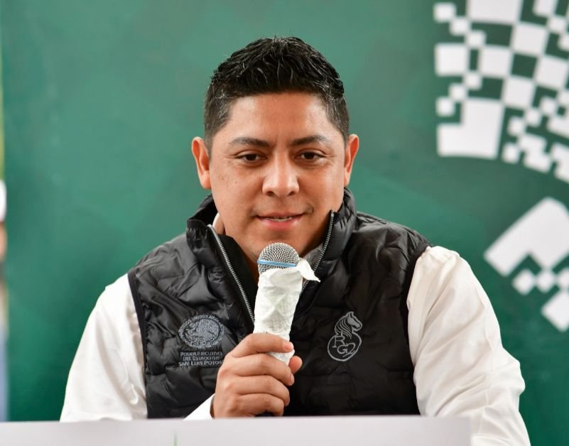 SLP regresa a semáforo verde, anuncia el gobernador