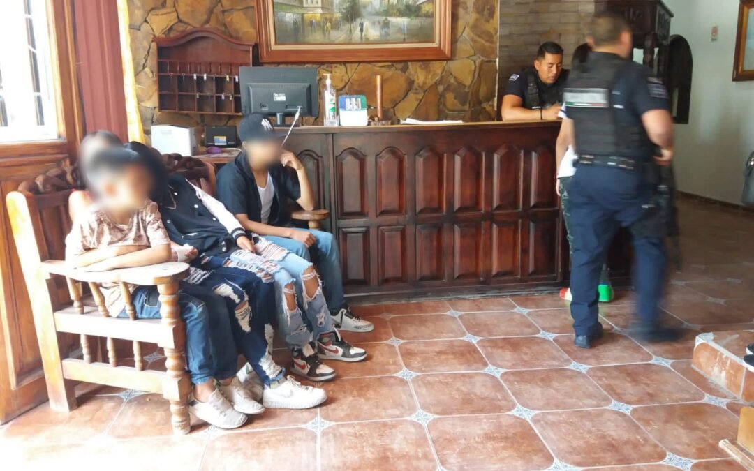Rescatan 5 menores secuestrados en hotel de Rioverde.