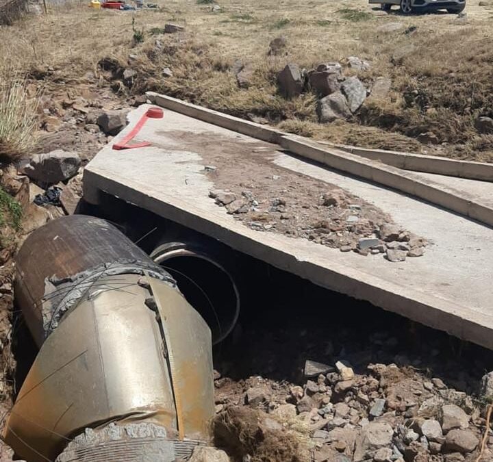 Sólo dos horas suministró agua el realito