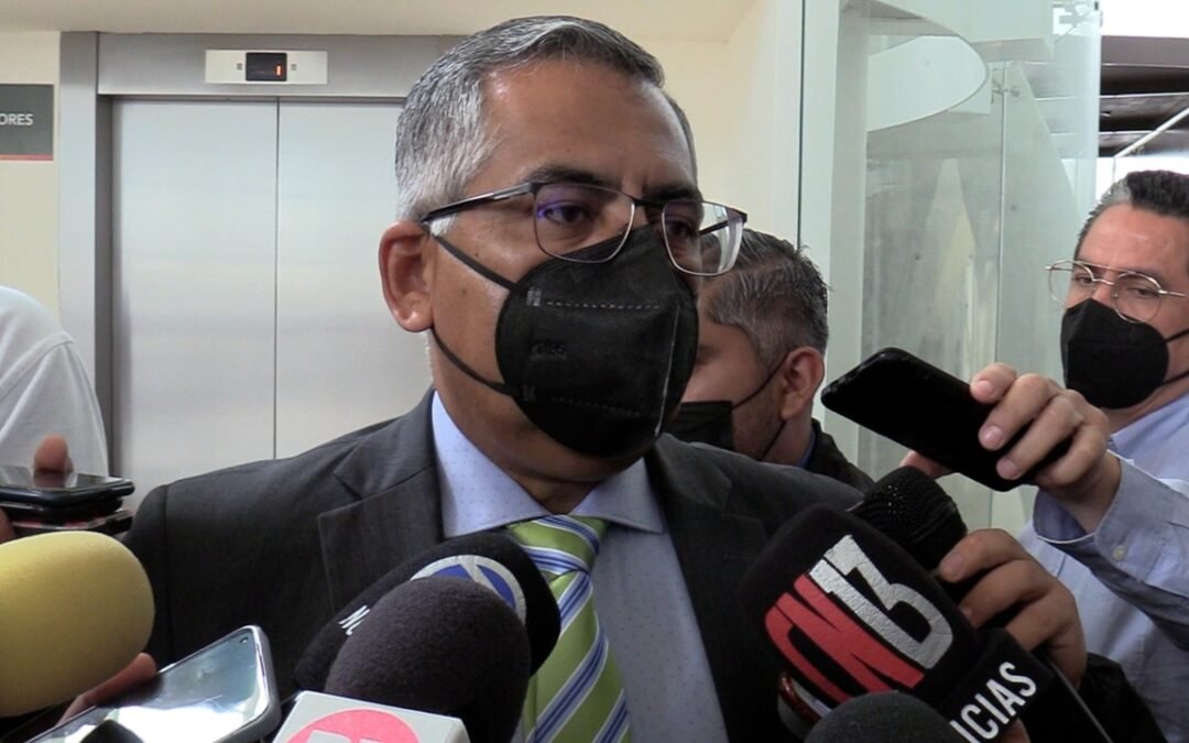 ADOLESCENTE SEÑALADO DE DOBLE FEMINICIDIO PERMANECERÁ EN PRISIÓN