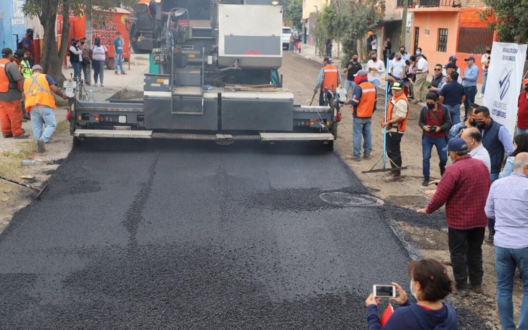 Más de 55 mil m2 de calles y avenidas se han rehabilitado en la Capital del SÍ