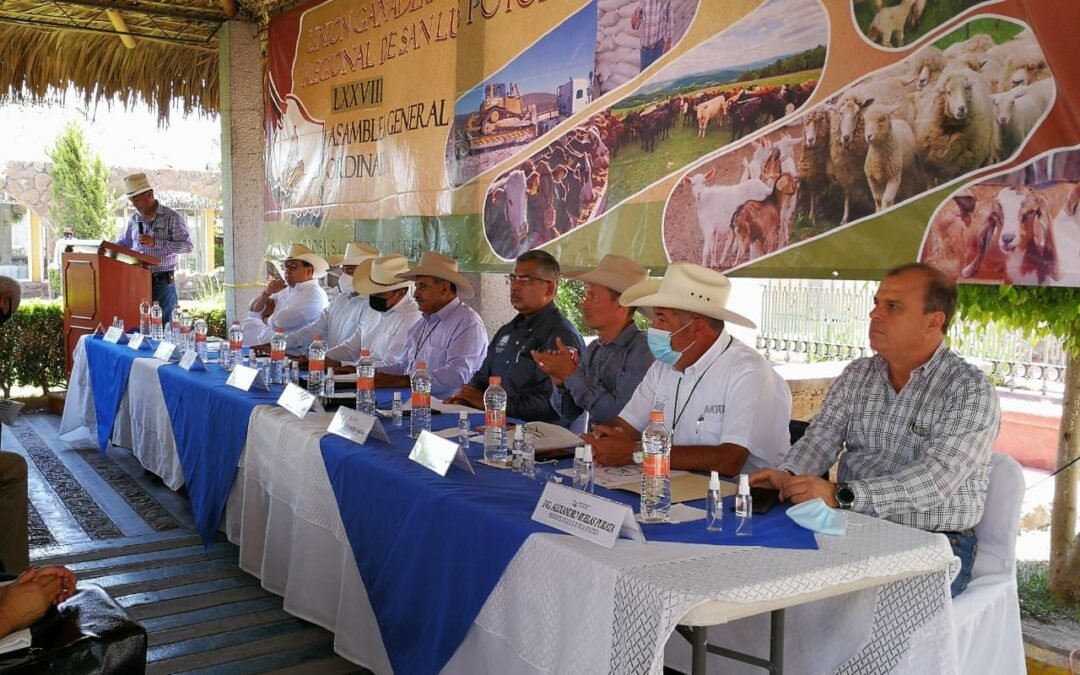 Reitera gobierno compromiso con sector ganadero