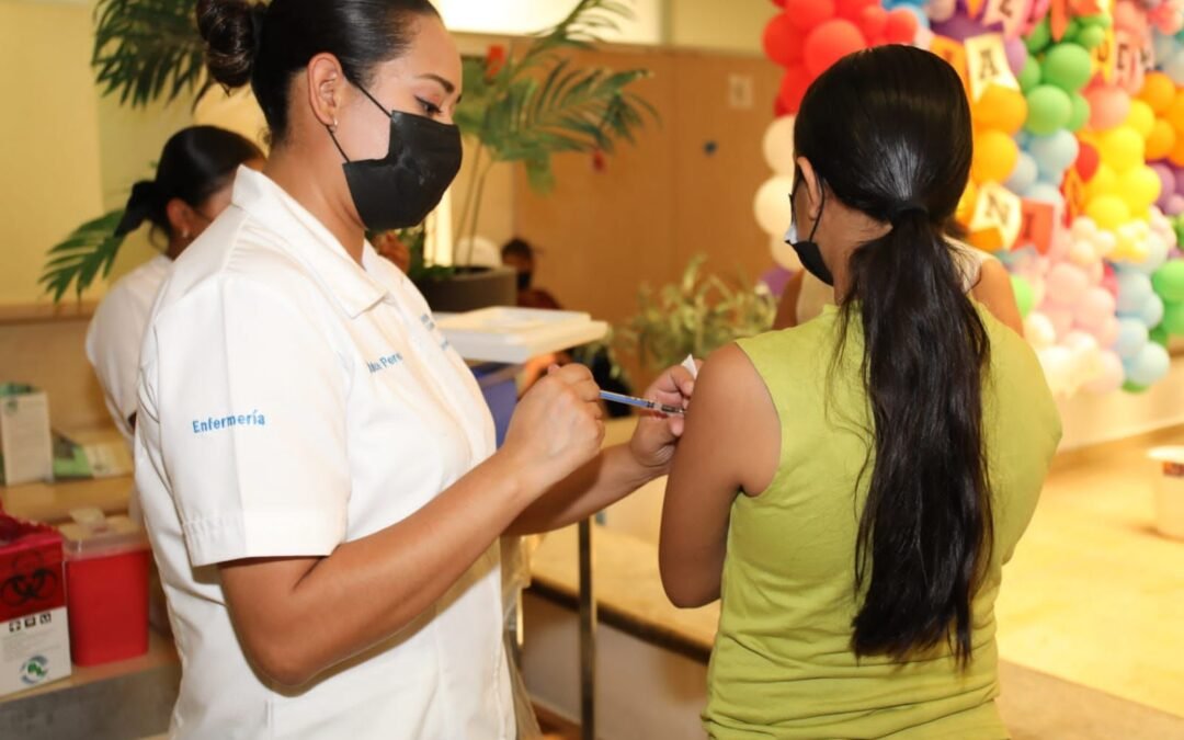 SLP AVANZA EN VACUNACIÓN ANTICOVID A MENORES DE EDAD