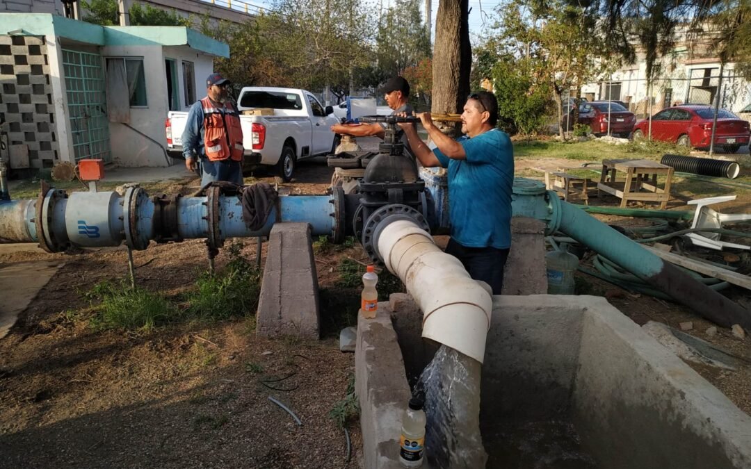 INTERAPAS RESTABLECE SERVICIO DE AGUA POR RED A VECINOS DE LA AVENIDA MÉXICO