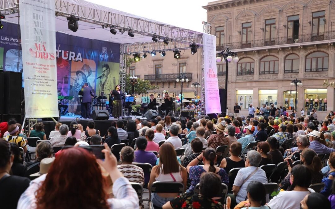 Gobierno de la Capital celebró con festival musical a las mamás potosinas