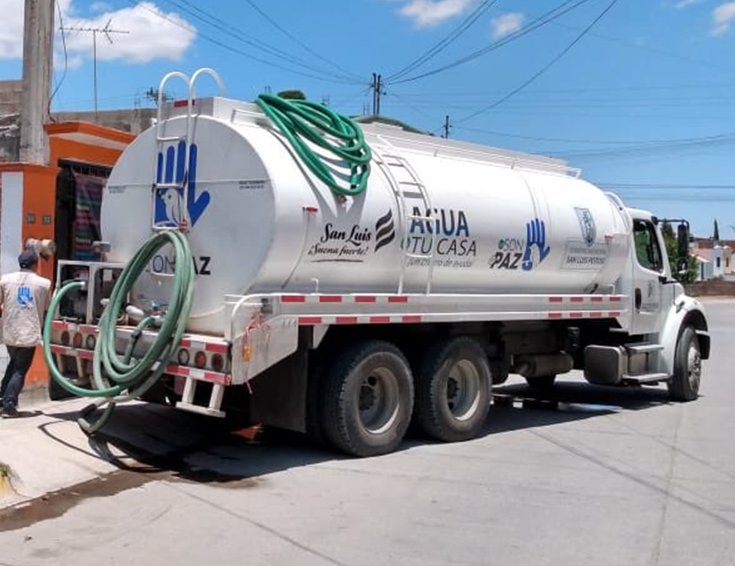 Delegación de Bocas mantiene el servicio de pipas gratuitas para atender peticiones ciudadanas