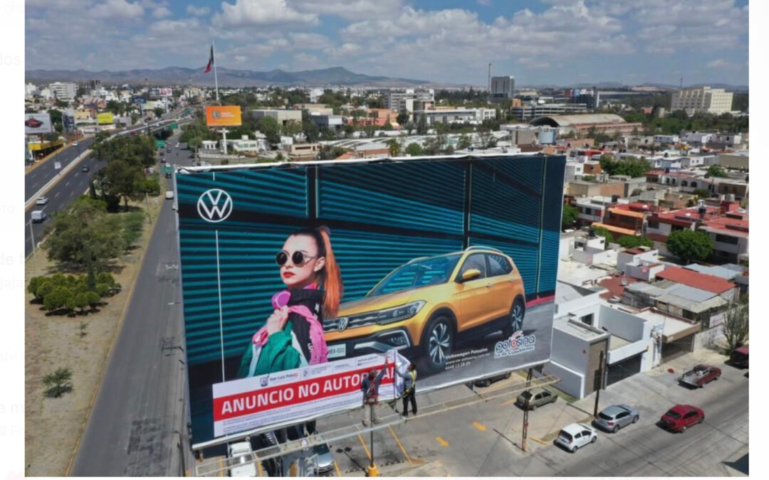 Ayuntamiento de San Luis Potosí inicia operativo de regularización de anuncios espectaculares