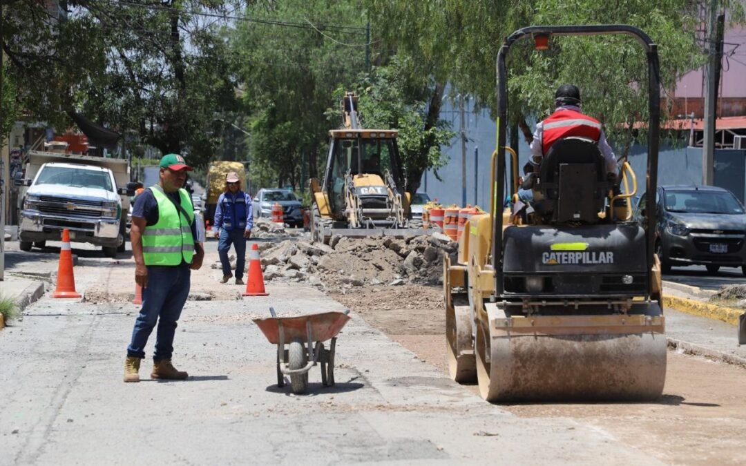 Obras de Vialidades PotoSÍnas avanzan conforme a los tiempos establecidos y con el doble de plazo de garantía