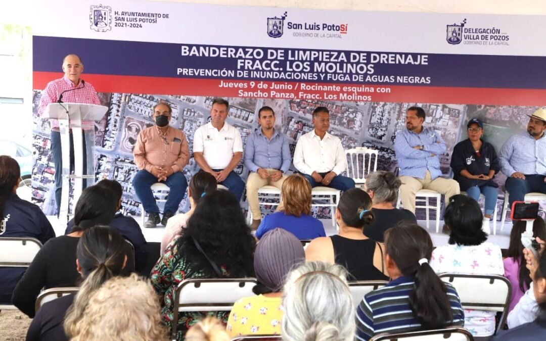 Gobierno de la Capital previene riesgos a la salud de los potosinos, con limpieza de drenajes en Villa de Pozos