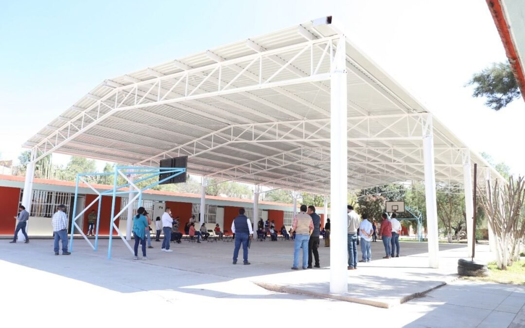 La Dirección de Educación del ayuntamiento realizo programas y acciones con beneficio de 2 mil 400 perosnas