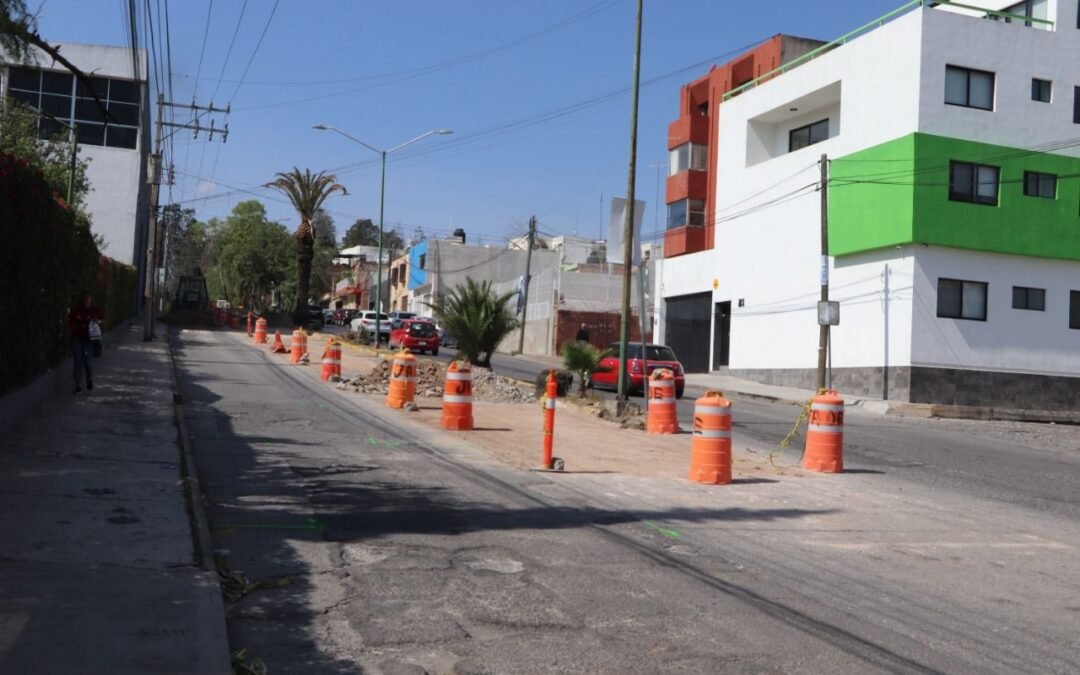 Desviación en Av. de los Pinos por rehabilitación
