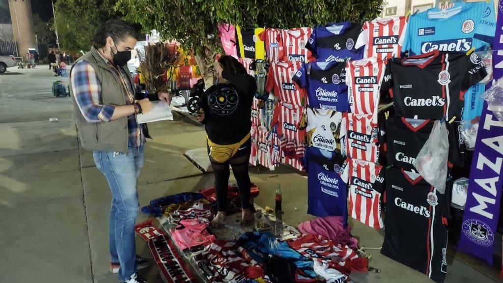 La Dirección de Comercio del Ayuntamiento fortalece operativos para ordenar la actividad comercial en la vía pública