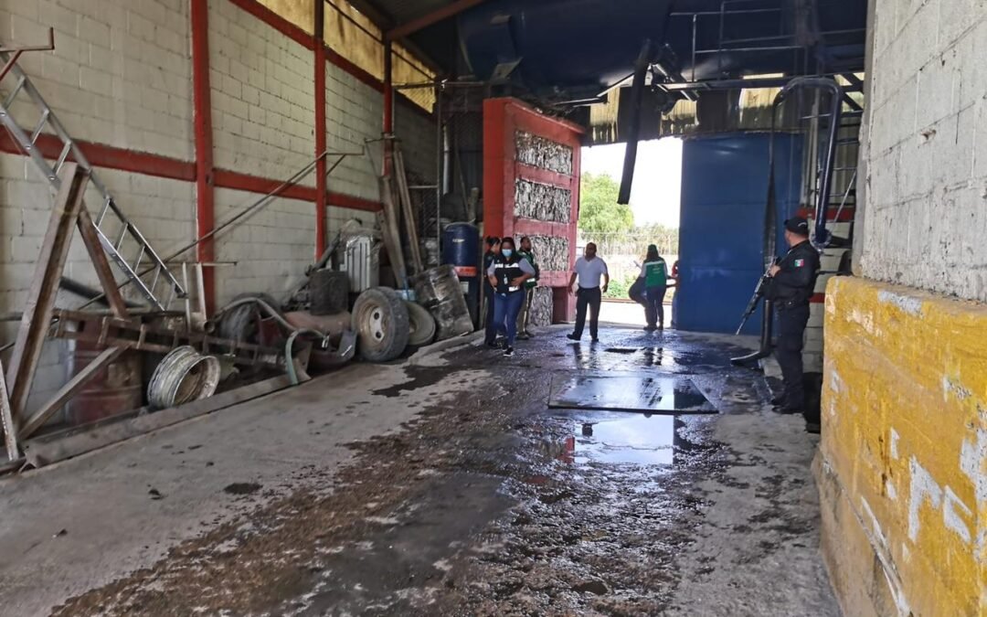 PROTECCIÓN CIVIL CLAUSURA ABASTECEDORA DE AGUA