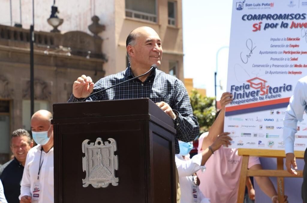 Gobierno de la Capital ofrece alternativas de estudio a través de la “Feria Universitaria: Emprendiendo tu Futuro”