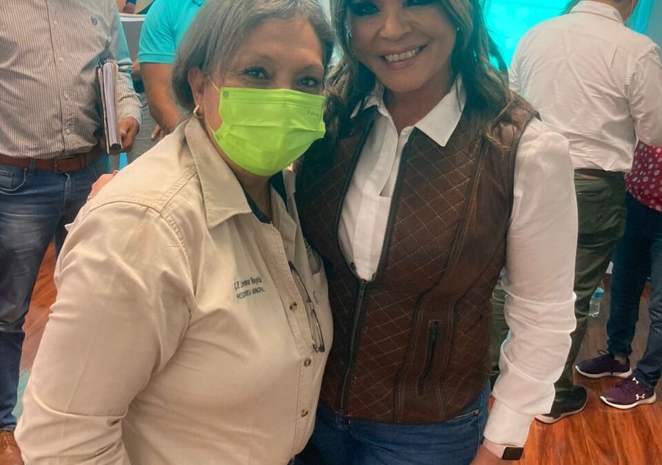 Regidora Ángeles Hermosillo impulsa campaña para difundir descuentos de tarifas de agua para sectores vulnerables