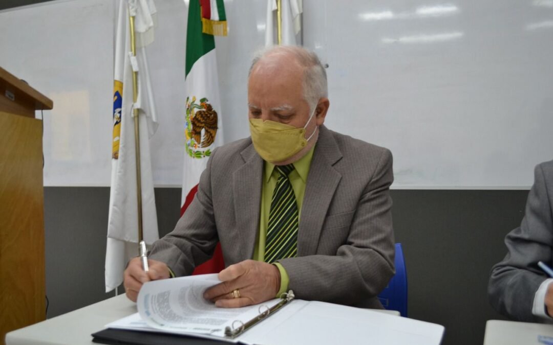 GOBIERNO OFRECE BECAS UNIVERSITARIAS A SU PERSONAL