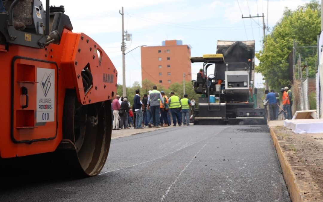 Empresarios celebran rehabilitación de Vialidades PotoSÍnas que realizan el Ayuntamiento