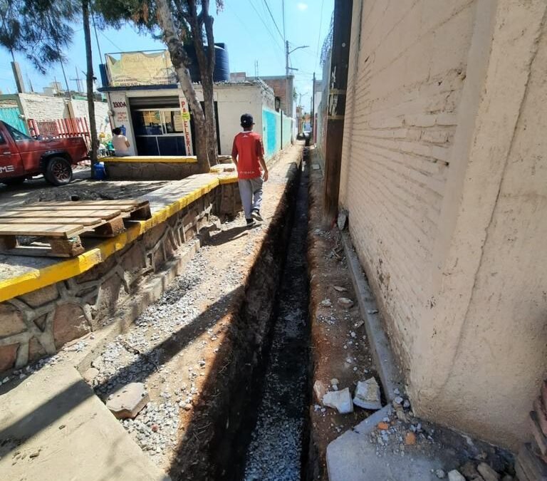 INTERAPAS PONE EN MARCHA PAQUETE DE OBRAS DE INFRAESTRUCTURA SANITARIA POR CASI 900 MIL PESOS