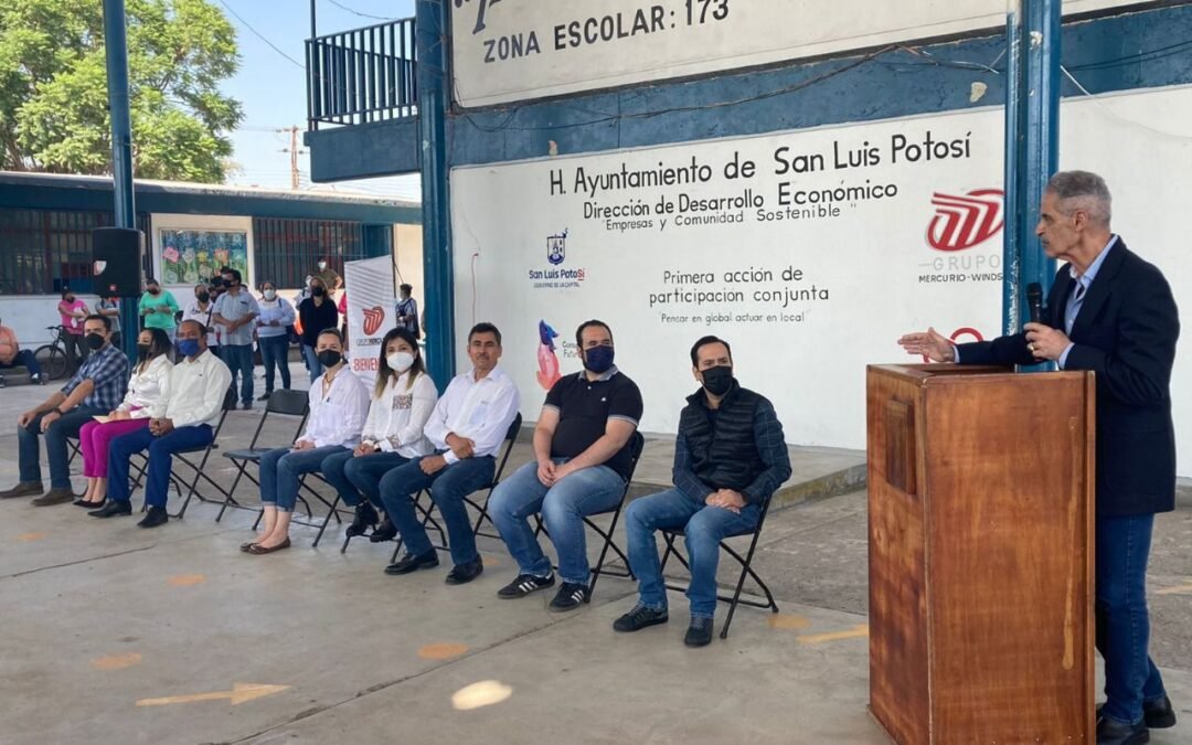 El Ayuntamiento de SLP se une con Fundación Mercurio para mejorar escuela primaria en Prados