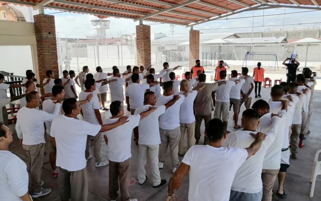 PERSONAS PRIVADAS DE LA LIBERTAD EN RIOVERDE RECIBEN PROGRAMA DE ACTIVACIÓN FÍSICA