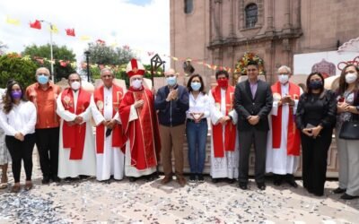 Alcalde y Arzobispo emprenden en Santiago el rescate conjunto de los barrios de SLP